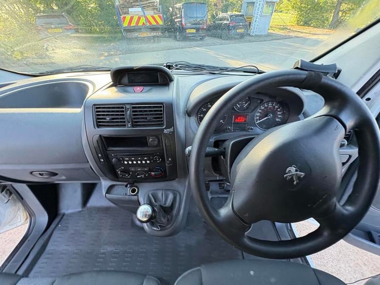 2016 Peugeot Expert Expert 1000 L1H1 Professional HDi Panel Van DIESEL Manual