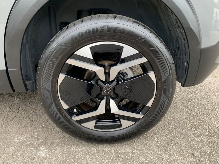 PEUGEOT 2008 1.2 PureTech Active 24,578 MILES 2023