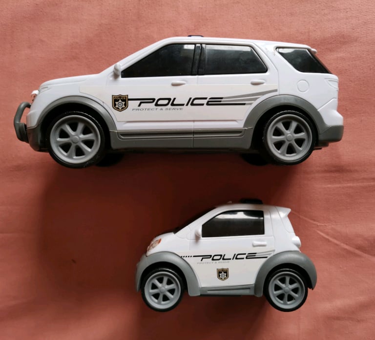 Toy police cars