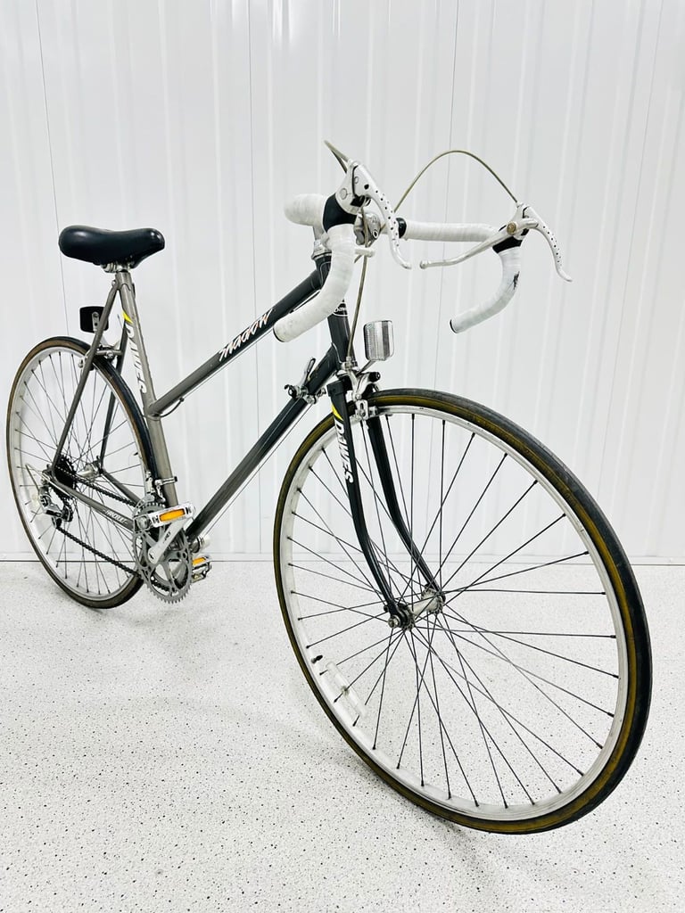 DAWES SHADOW Size/M Super LW Ladies Road Bike Fully Serviced Warranty 