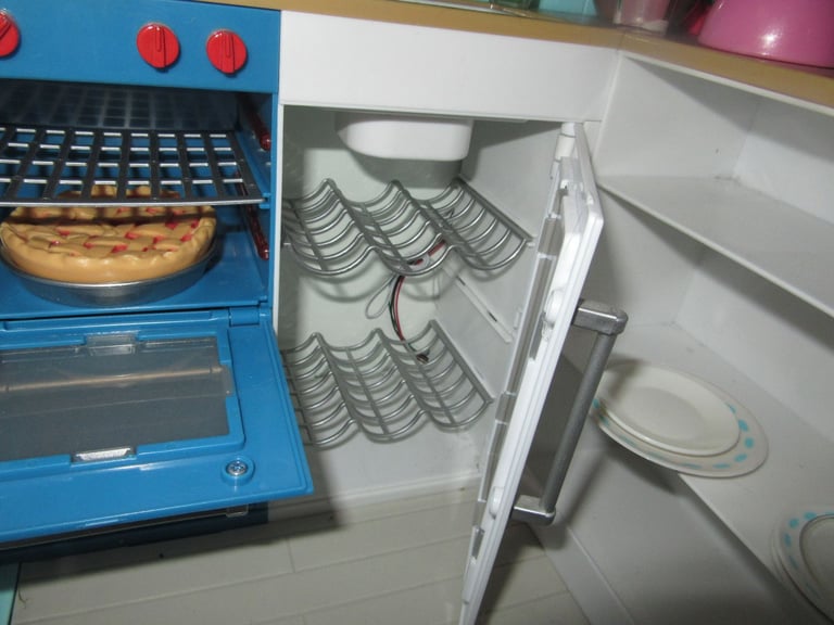 Our Generation Doll Beach Hut