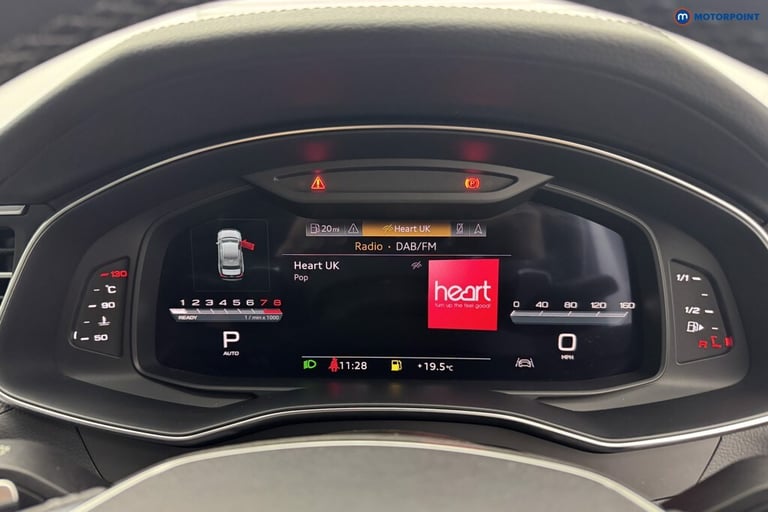 2022 Audi A6 40 TFSI Black Edition 4dr S Tronic Saloon Petrol Automatic