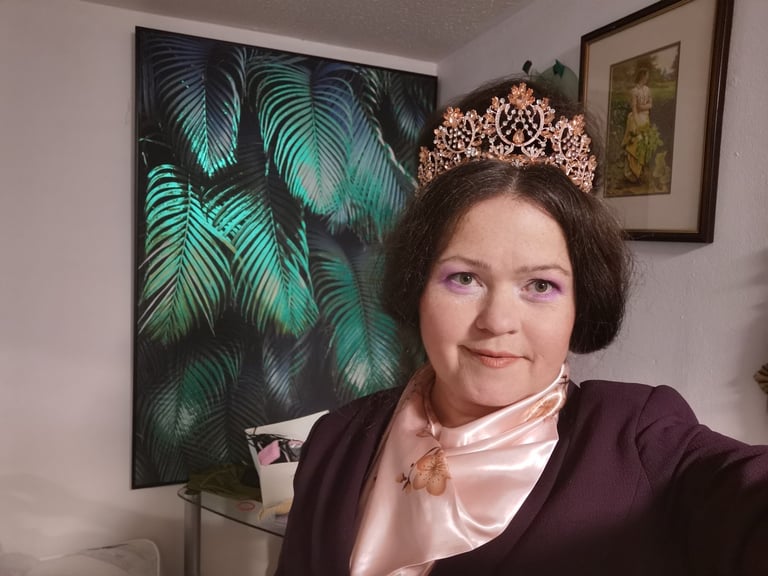 picture pano 140cm*100cm, very beautifully shines the mirror green account when the light hits,