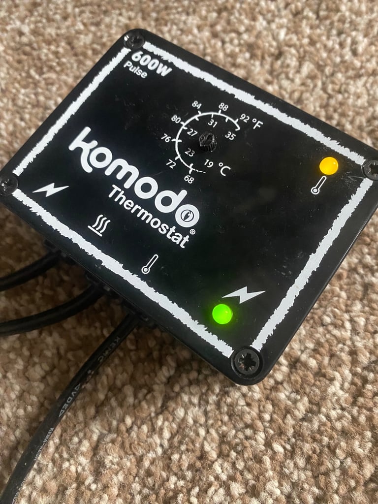 Komodo thermostat and heat mats