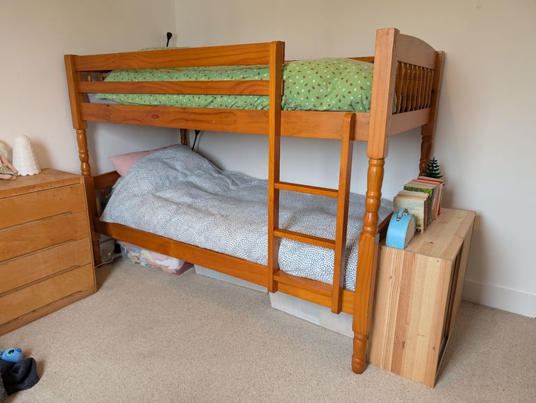 Solid pine bunk bed