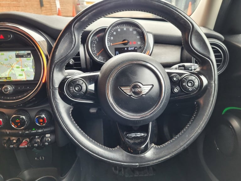 2017 MINI Hatch 1.5 Cooper Seven 5dr HATCHBACK PETROL Manual
