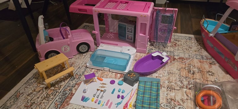 Barbie Camper Van 