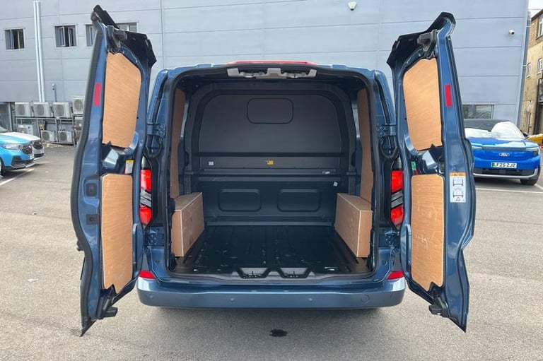 2025 Ford Transit Custom 320 Limited AUTO L1 SWB Double Cab In Van FWD 2.0 EcoBlue 136ps, CRUISE ...