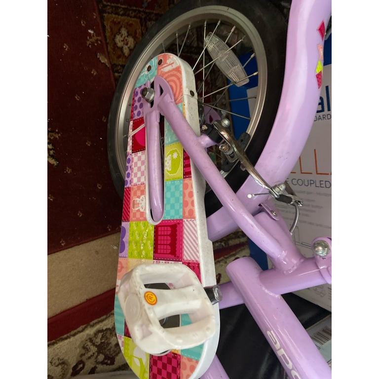 Cherry lane girls bike age 6+