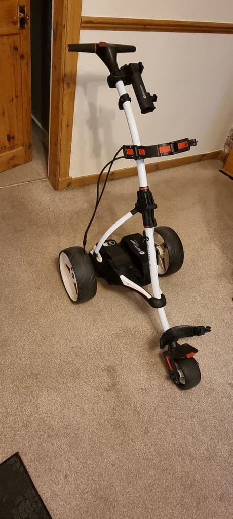 S1 motocaddy electric golf trolley 