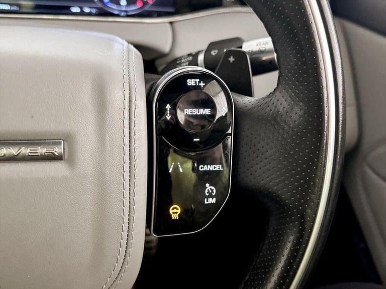 2020 Land Rover Range Rover Evoque 2.0 D180 MHEV First Edition Auto 4WD Euro 6 (s/s) 5dr Automati...