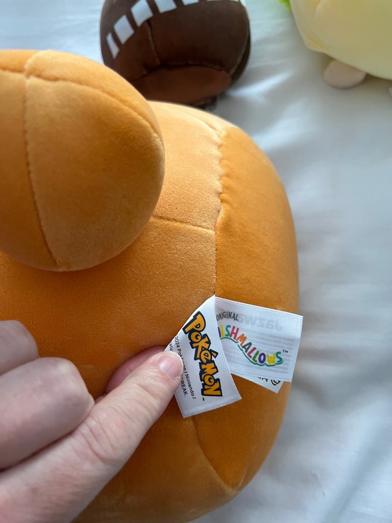 6 official Squishmallows bundle