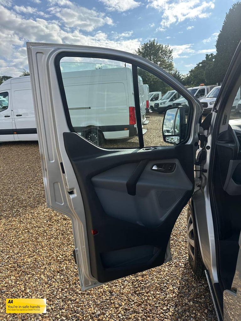 2016 Ford Transit Custom 2.0 TDCi 130ps Low Roof Trend Van PANEL VAN DIESEL Manual