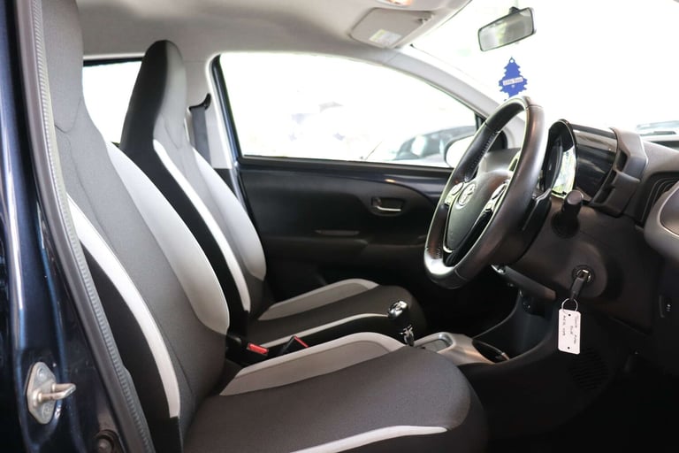 2016 Toyota AYGO 1.0 Aygo X-Play VVT-i CVT 5dr Hatchback Petrol Automatic
