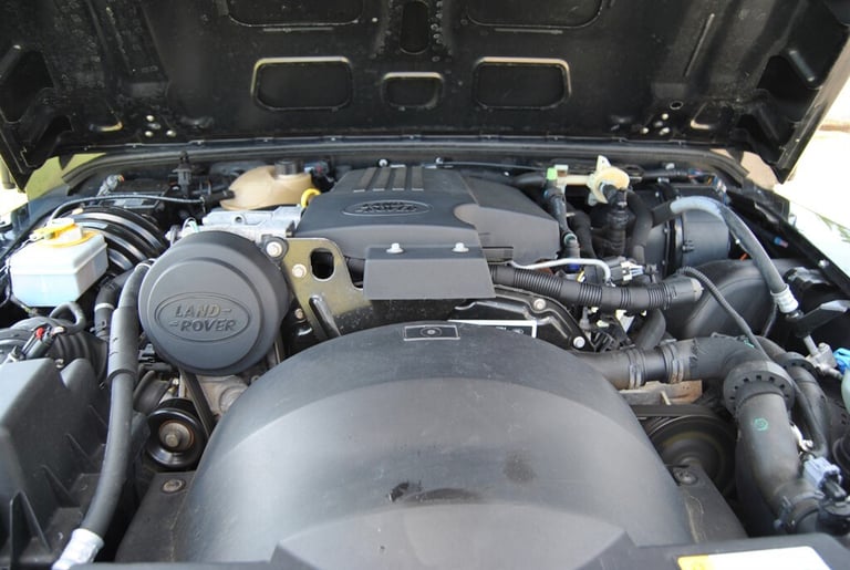 2015 Land Rover Defender XS Station Wagon TDCi [2.2] WINDOW VAN DIESEL Manual