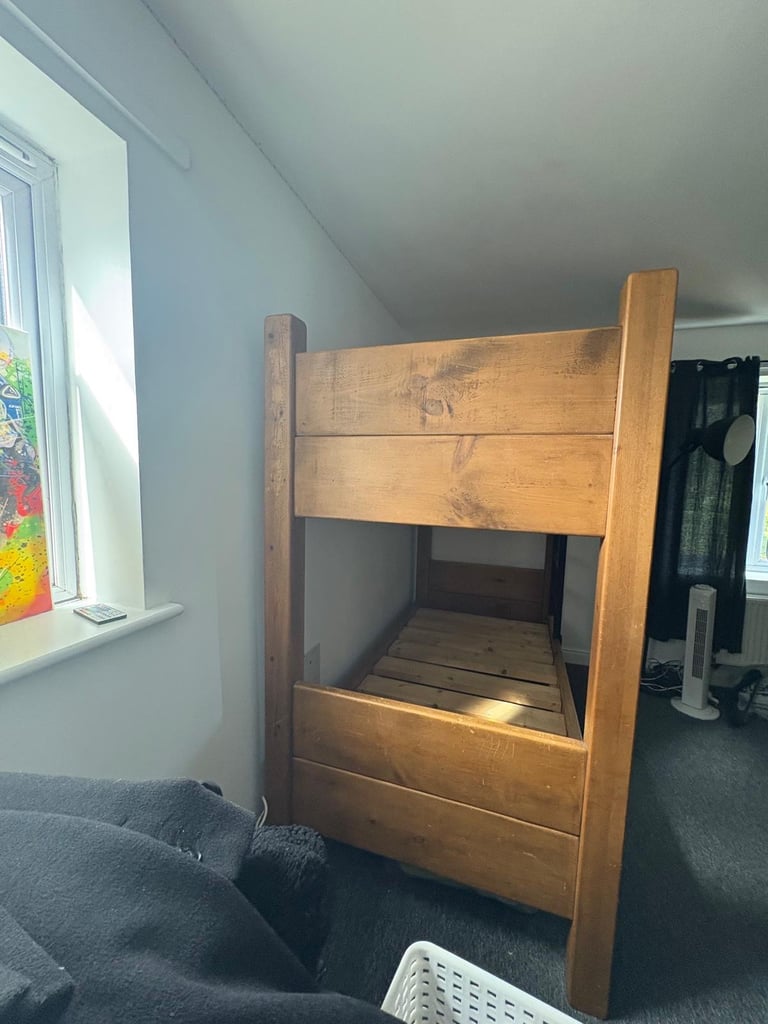 Sturdy Plank Bunk Bed