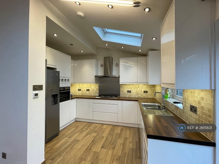 5 bedroom house in Althorpe Road, Harrow, HA1 (5 bed) (#2615831)
