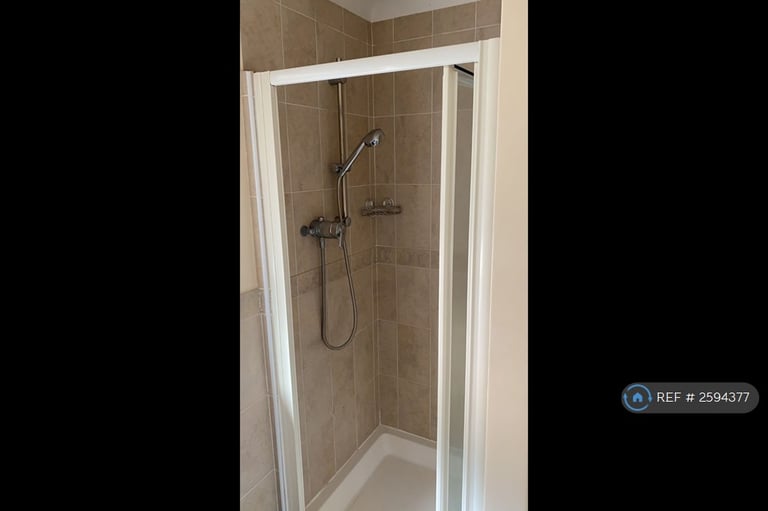 5 bedroom house in Mascot Square, Colchester, CO4 (5 bed) (#2594377)