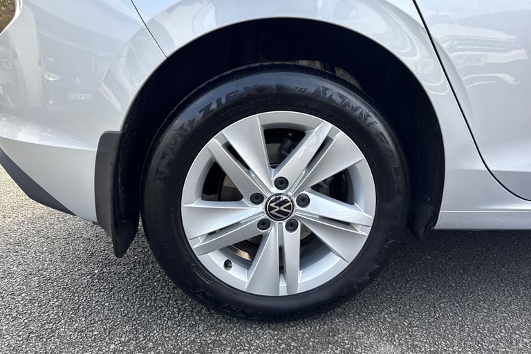 2021 Volkswagen Golf 2.0 TDI Life 5dr DSG HATCHBACK DIESEL Automatic