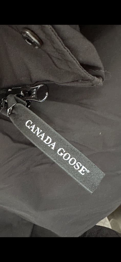 Canada goose Wyndham parka size xs