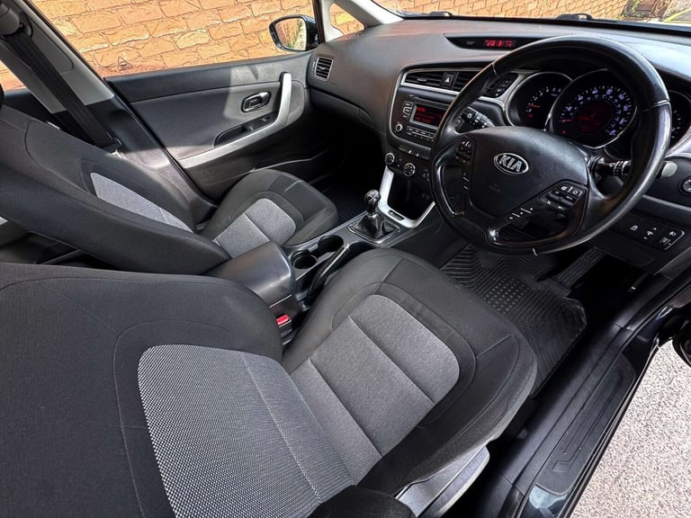 2016 Kia Ceed 1.6 CRDi ISG 2 5dr HATCHBACK DIESEL Manual