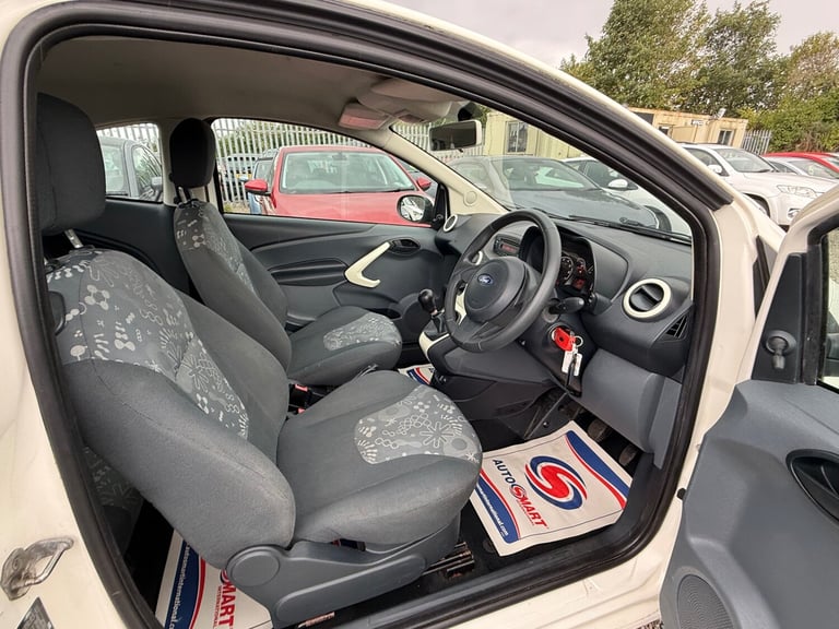 SERVICE HISTORY,2KEYS,MOT,3 MONTH WARRANTY 