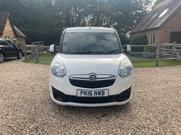 2016 Vauxhall Combo 2000 1.3 CDTI 16V H1 Sportive Van PANEL VAN Diesel Manual