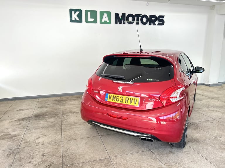 PEUGEOT 208 1.6 THP GTi Red Manual Petrol 2013