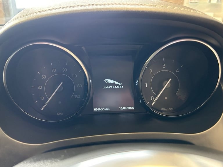 2019 Jaguar E-Pace 2.0 D150 R-Dynamic S SUV 5dr Diesel Auto AWD Euro 6 (s/s) (150 ps) ESTATE Dies...