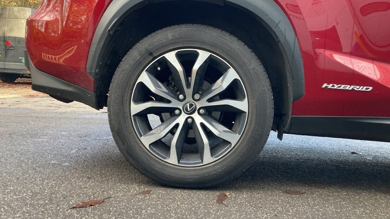 2017 Lexus NX 300h 2.5 F-Sport 5dr CVT Hybrid Estate Estate Hybrid Automatic