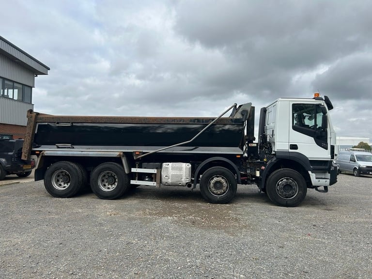 IVECO STRALIS X-WAY 8X4 STEEL TIPPER 2018 – RK68 LXX