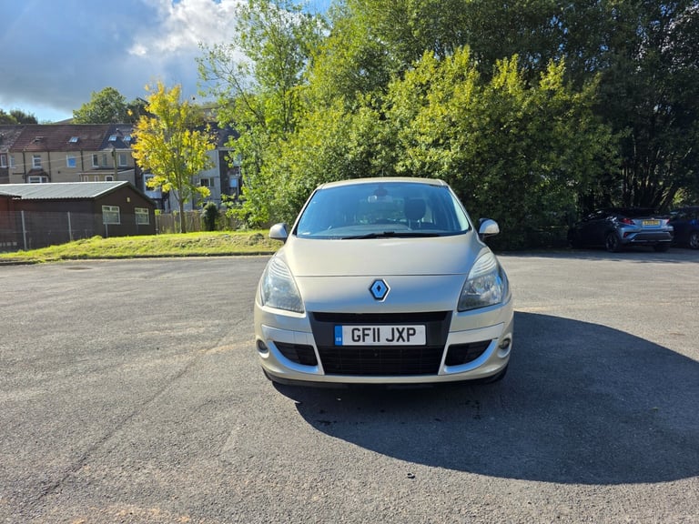 image for 2011 Renault Scenic 1.5 dCi 110 Dynamique TomTom 5dr EDC MPV Diesel Automatic