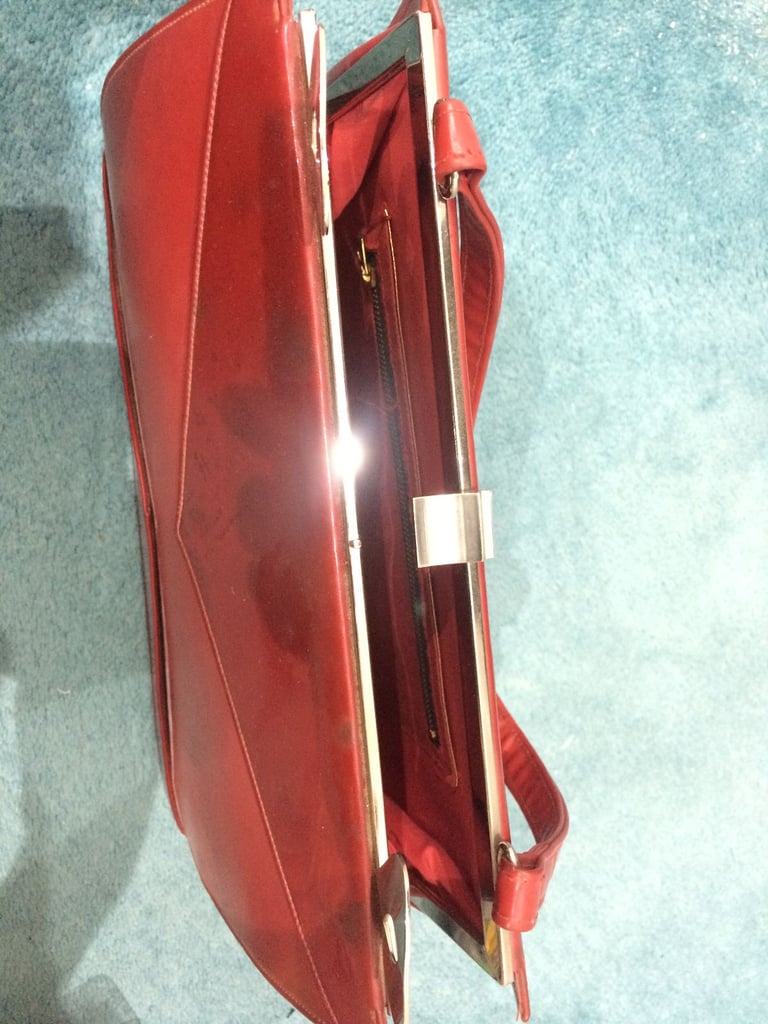 vintage style handbag