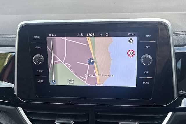 2022 Volkswagen T-Roc 1.5 TSI R-Line 5dr DSG + 19' MISANO ALLOYS + KEYLESS + REAR CAMERA Hatchbac...