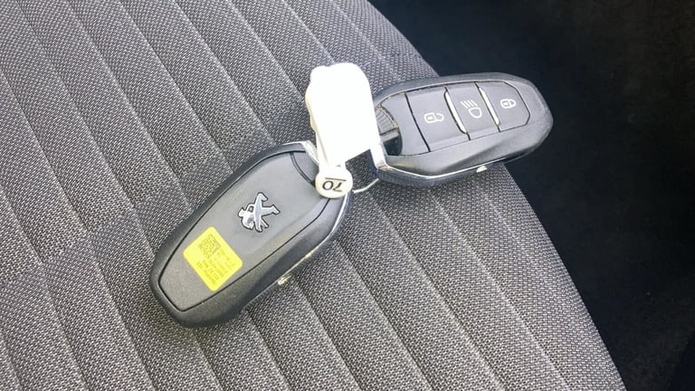 2022 Peugeot 208 1.2 PureTech 100 Active Premium 5dr EAT8 Petrol Hatchback Hatchback Petrol Autom...