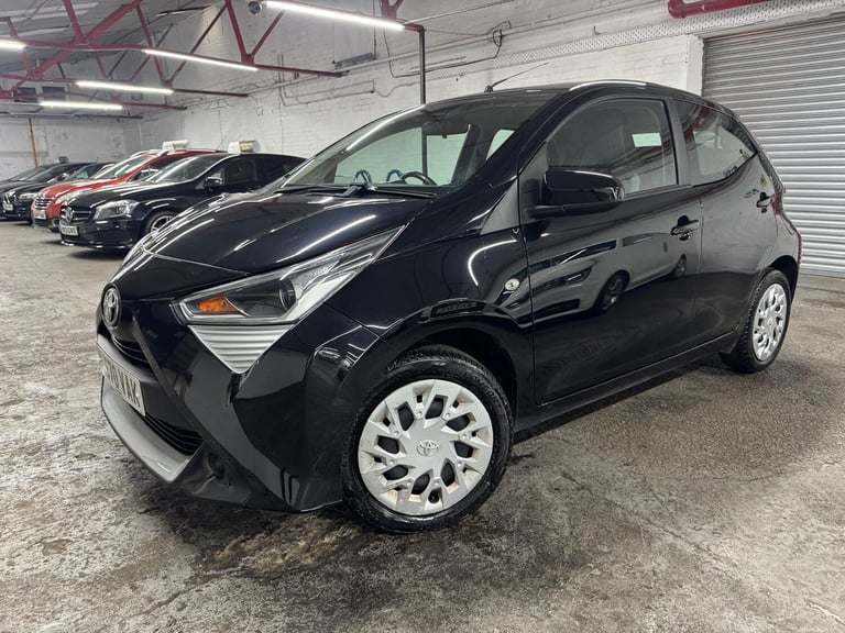 image for 2020 Toyota AYGO 1.0 VVT-i x-play Euro 6 5dr (Safety Sense) HATCHBACK Petrol Manual