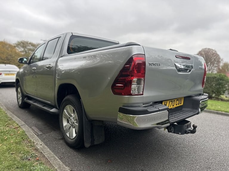 2020 Toyota Hilux D-4D Icon Pickup Diesel Manual