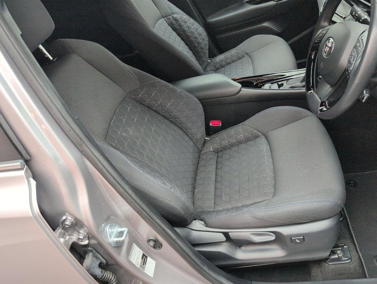 2021 Toyota C-HR 2.0 VVT-h GPF Design SUV 5dr Petrol Hybrid CVT Euro 6 (s/s) (184 ps) - ALLO HATC...