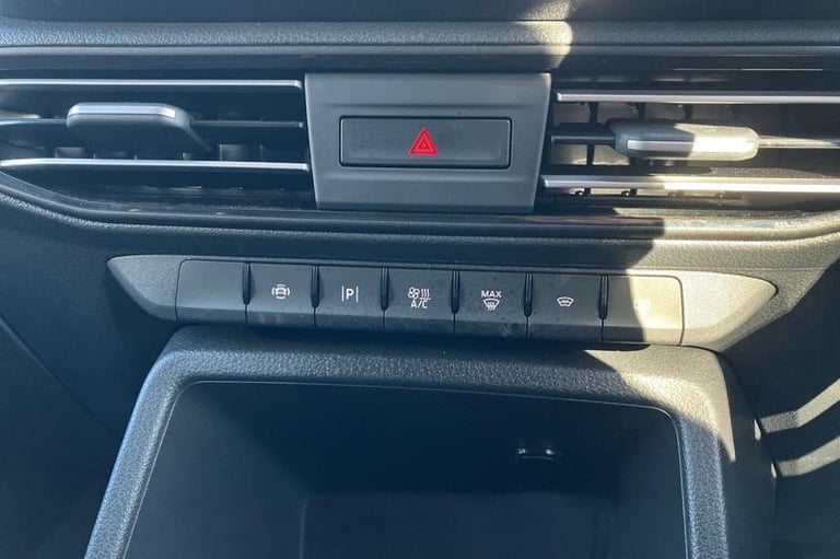 2025 Ford Transit Connect 220 Limited L1 SWB 2.0 EcoBlue 102ps, NATIONWIDE DELIVERY Manual Panel ...