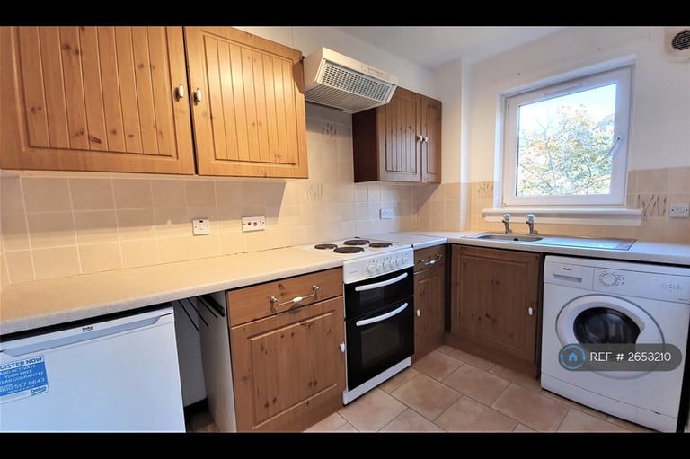 1 bedroom flat in Anson Street, Glasgow, G40 (1 bed) (#2653210)