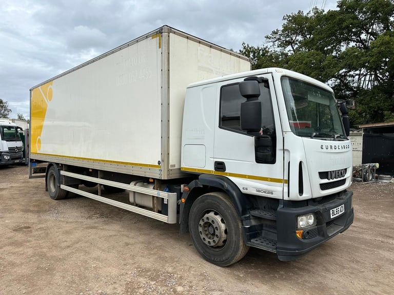 image for Iveco Eurocargo 180E25 2015 65 EURO 6 18 ton box truck tail lift Manaul 