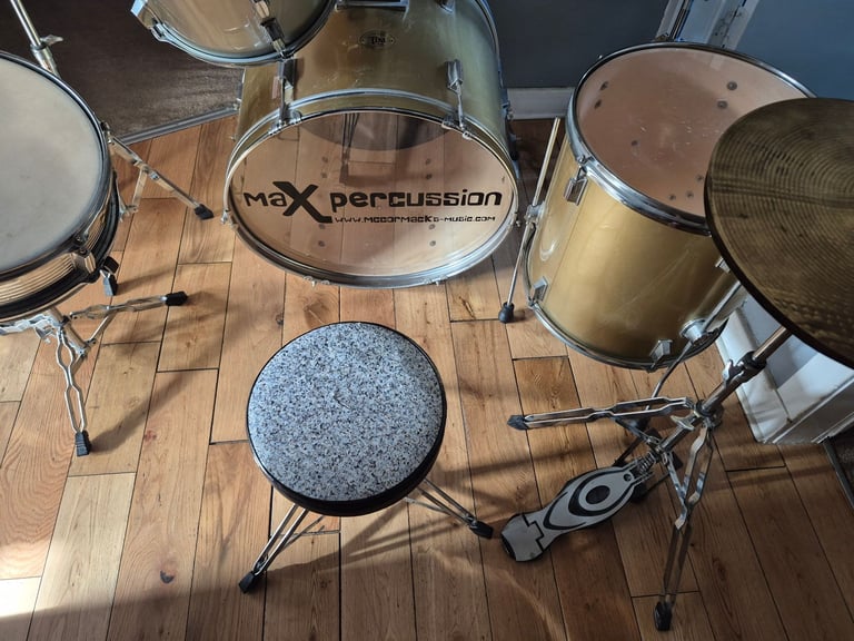 Max Percussion Drum Kit 