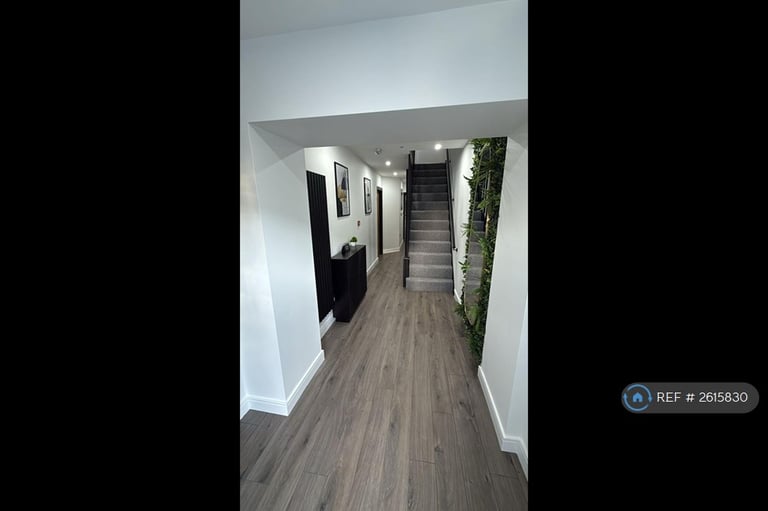 Studio flat in Luton, Luton, LU4 (#2615830)