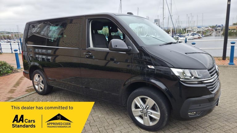 2022 Volkswagen Transporter 2.0 TDI T32 Highline Kombi DSG FWD SWB Euro 6 (s/s) 5dr WINDOW VAN Di...