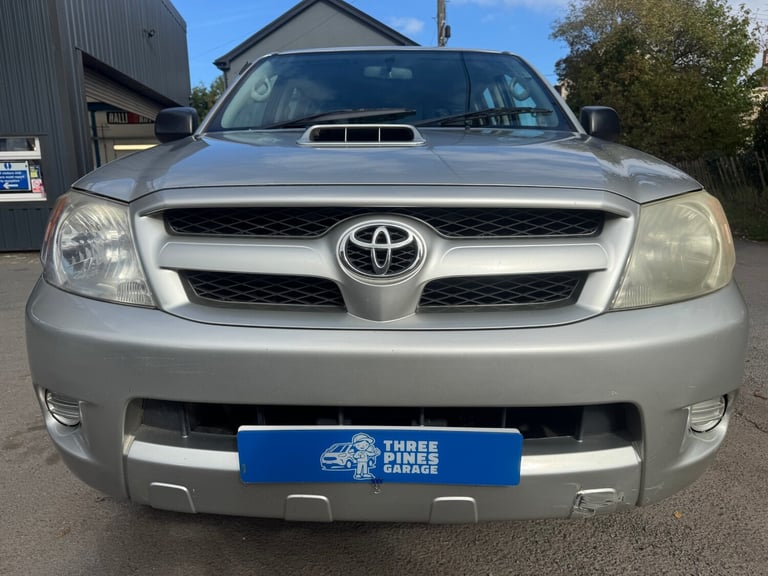 Toyota HiLux D/Cab Pick Up Truck D-4D 2.5120ps Manual Good Condition No Vat