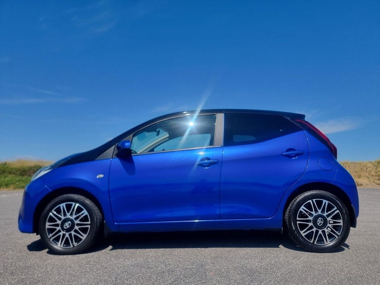 2018 Toyota AYGO 1.0 VVT-i x-clusiv Euro 6 5dr (Safety Sense) HATCHBACK Petrol Manual