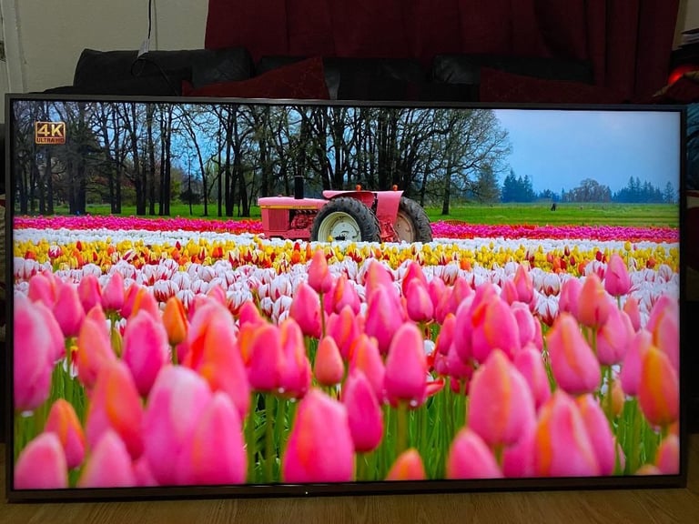 Cello 32 inch Smart Android TV with Freeview Play
