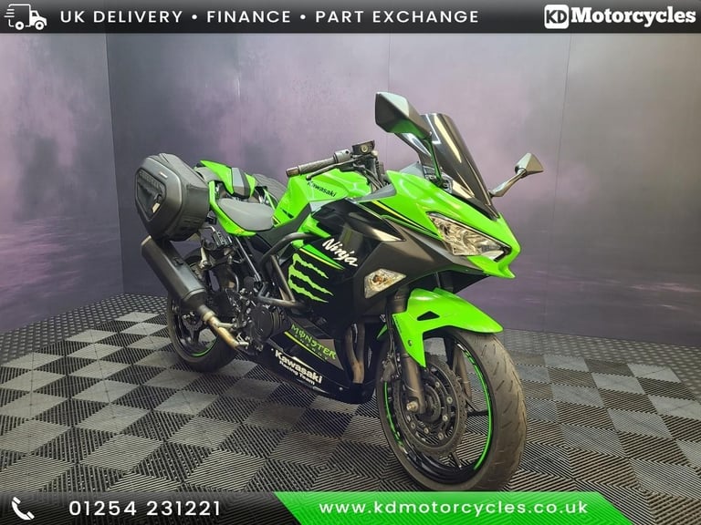 KAWASAKI NINJA 400 KRT, 2018 fitted with side bags