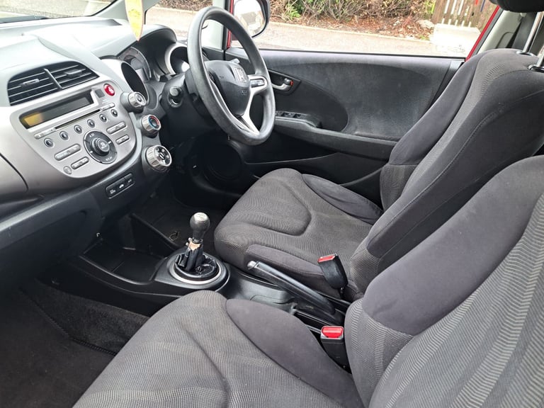 LOW MILES HONDA JAZZ