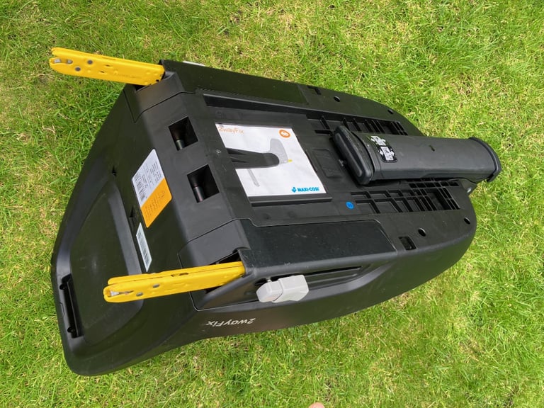 Baby/child car seat Maxicosi 2way Pearl and Isofix base